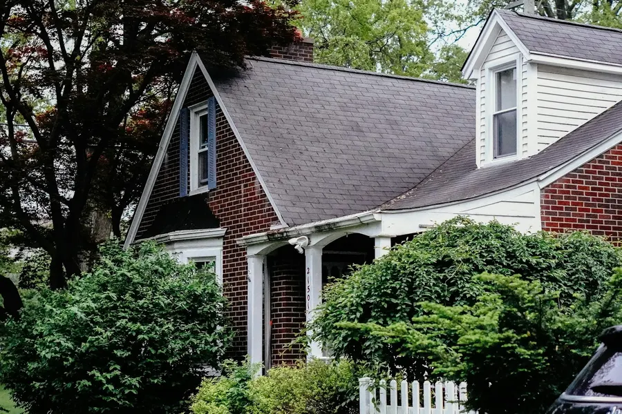 Exterior of 640 Maple Row, Lexington, KY